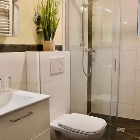 Herzog Wolfgang Studios- Zentral, Modern, Freundlich Daire Zweibrücken