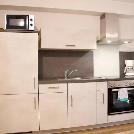 Herzog Wolfgang Studios- Zentral, Modern, Freundlich Apartament *