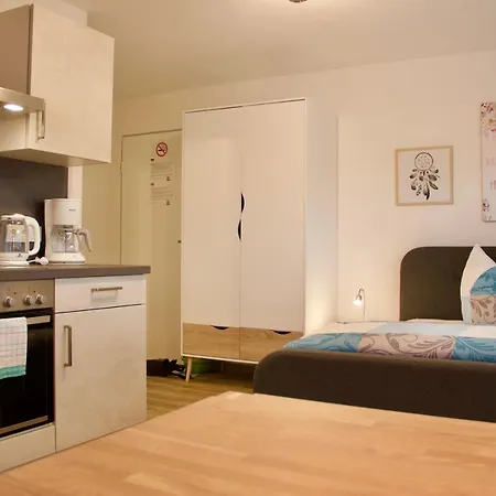 Apartment Herzog Wolfgang Studios- Zentral, Modern, Freundlich Zweibrücken