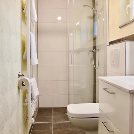 Herzog Wolfgang Studios- Zentral, Modern, Freundlich *